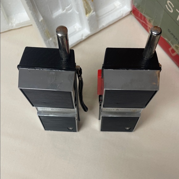 Vintage Strauss Super 5 Transistor Walkie Talkies - Picture 13 of 15